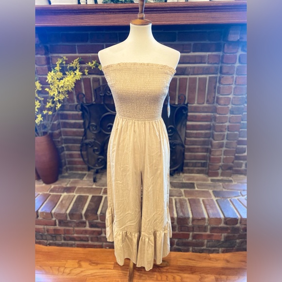 NWT Hem & Thread Tube smocked top Jumpsuit - Picture 4 of 8